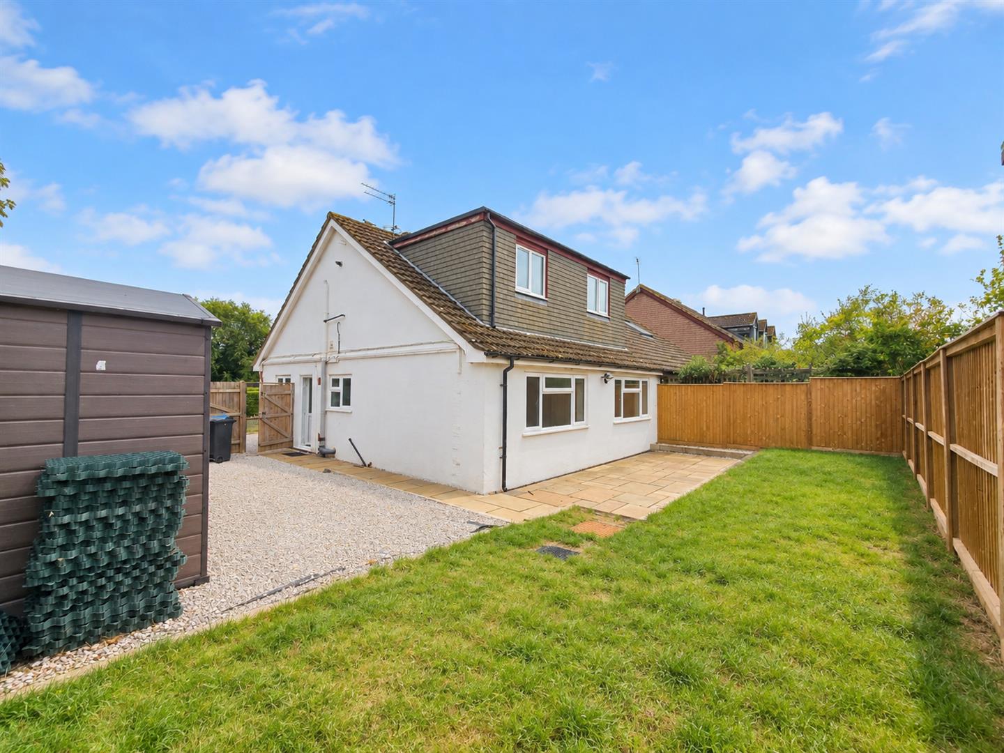 Leys Road, Loughton, Milton Keynes